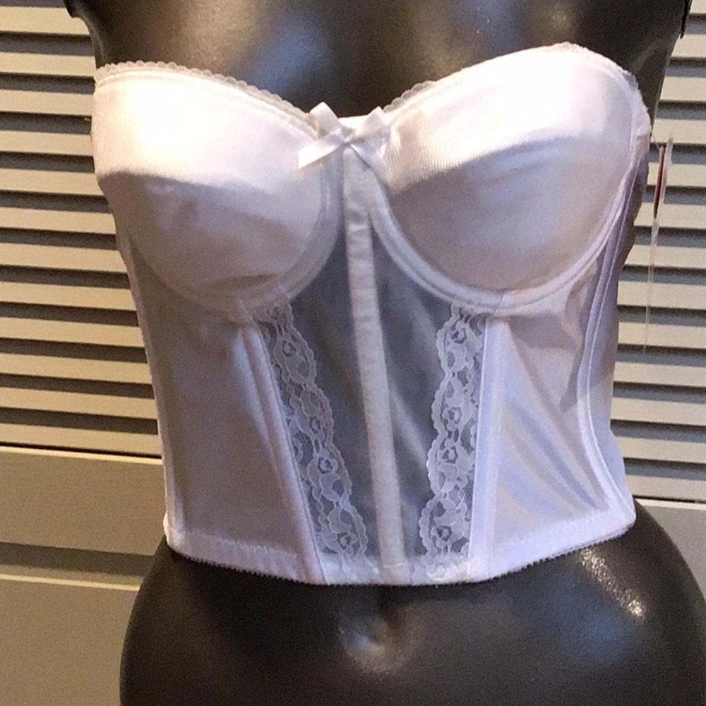 White strapless corset bra